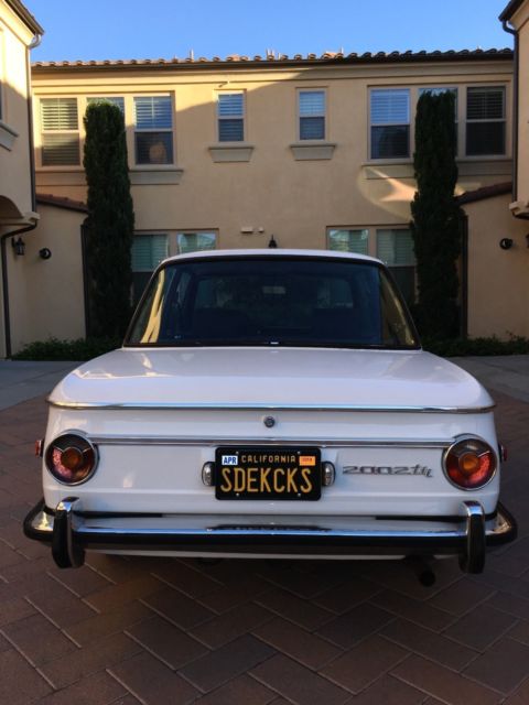 1973 bmw 2002tii roundie