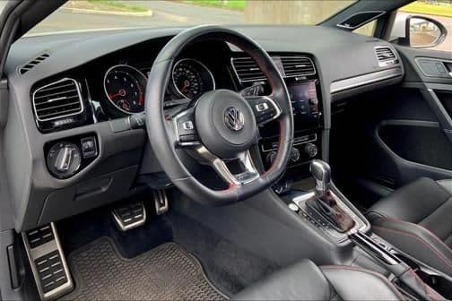 2019 volkswagen golf gti 2.0t se in honolulu, hawaii