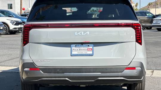 2025 Kia Carnival