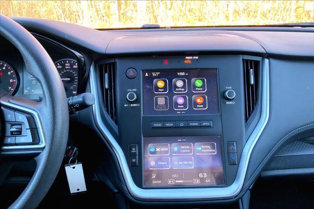 2021 subaru outback base
