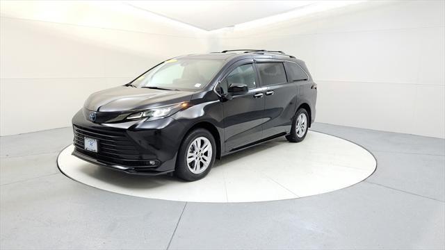 2023 toyota sienna l