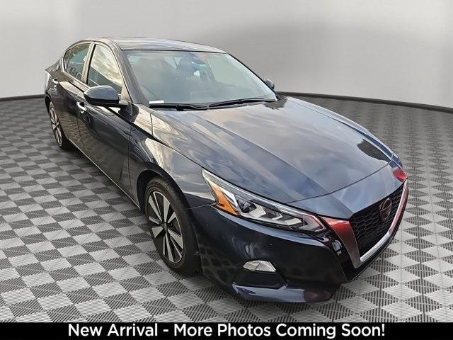 2022 nissan altima 2.5 sv