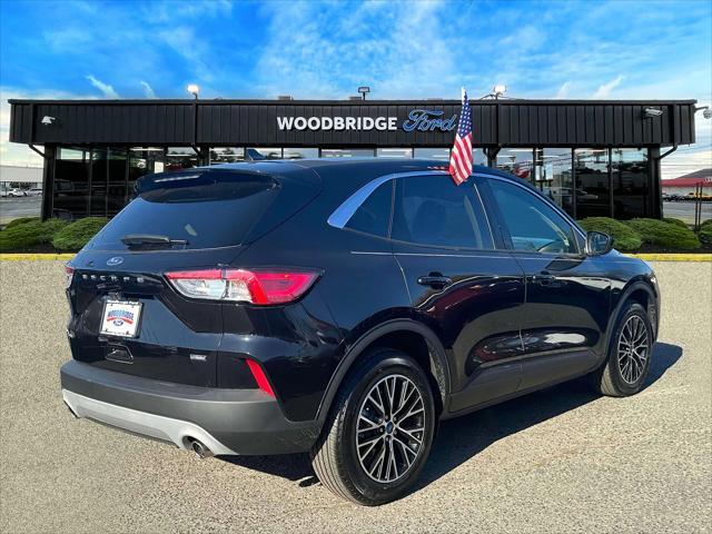 2021 ford escape se
