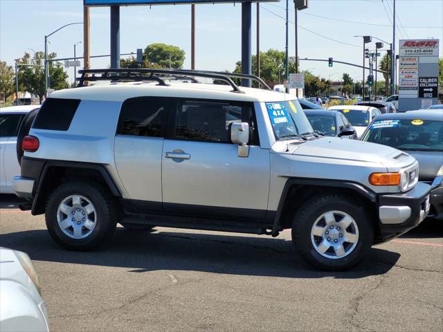2007 toyota fj cruiser base