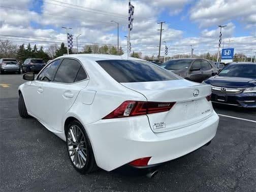 2014 lexus is 250 base in waukesha, wisconsin