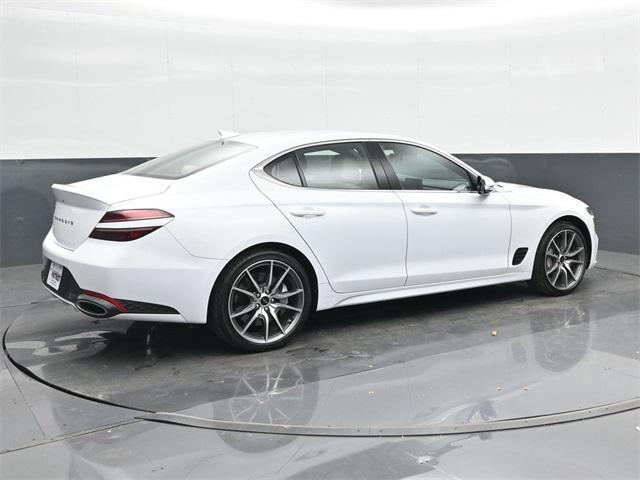 2024 genesis g70 2.5t rwd
