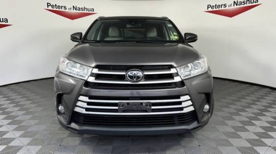 2017 toyota highlander xle