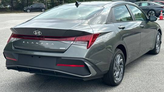 2024 Hyundai Elantra