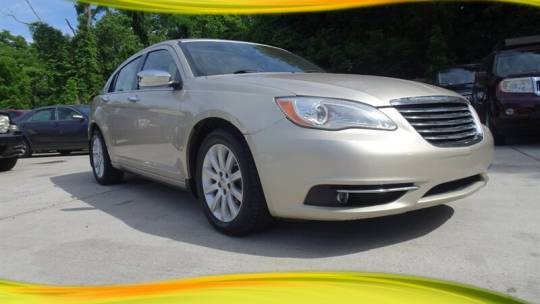2013 Chrysler 200