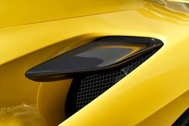 2021 ferrari f8 spider base