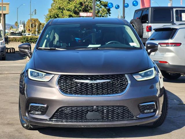 2022 chrysler pacifica hybrid touring l