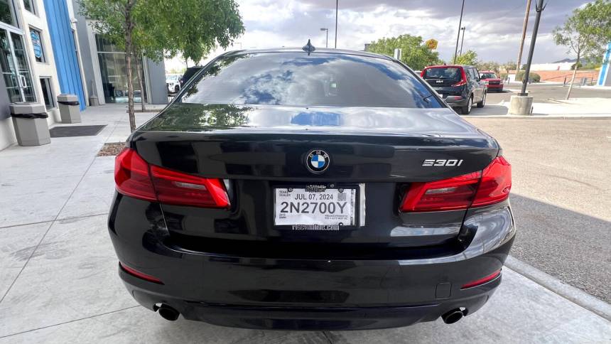 2019 bmw 5 series 530i