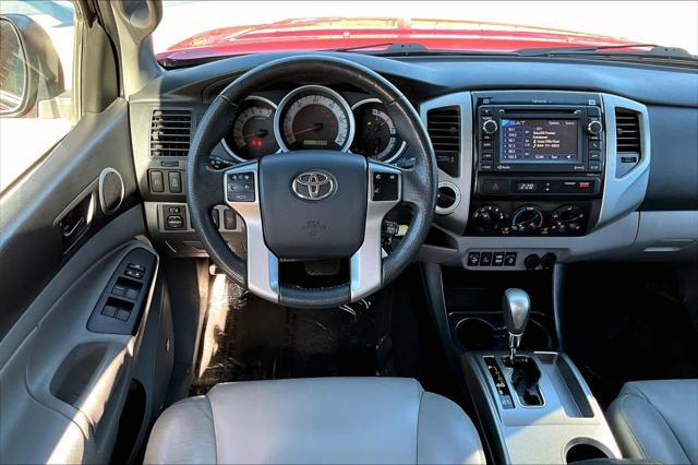 2013 toyota tacoma base