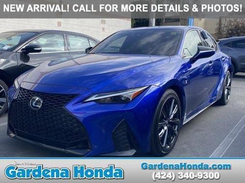2022 lexus is 350