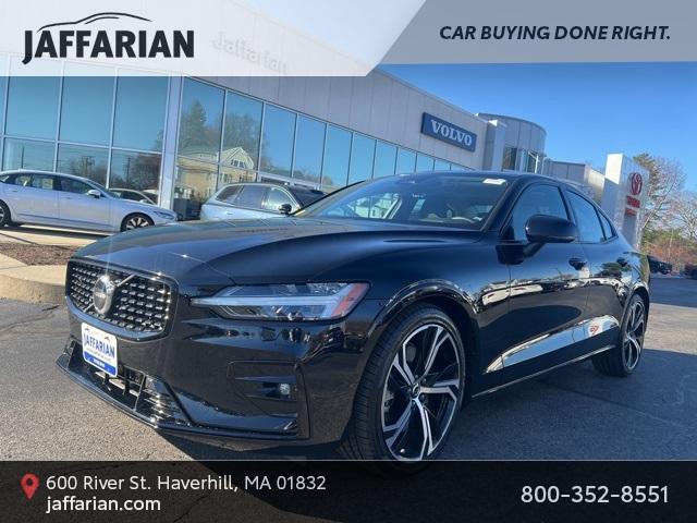 2024 volvo s60 b5 core dark theme