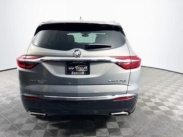 2018 buick enclave essence