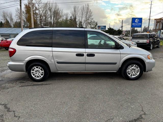 2005 dodge grand caravan se