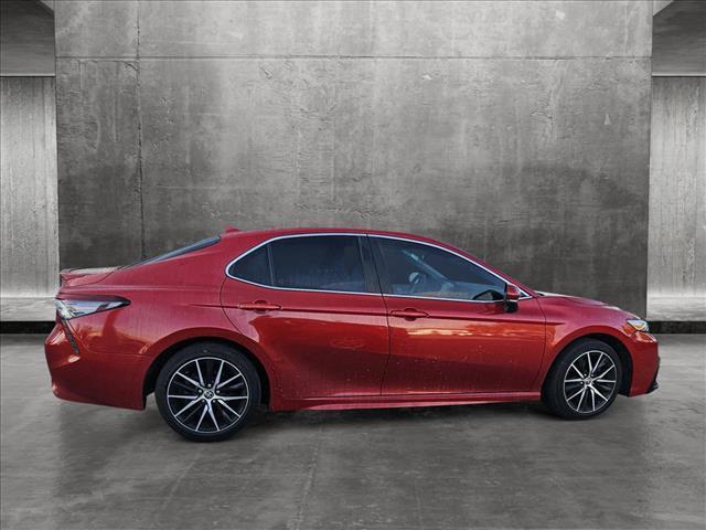 2021 toyota camry se