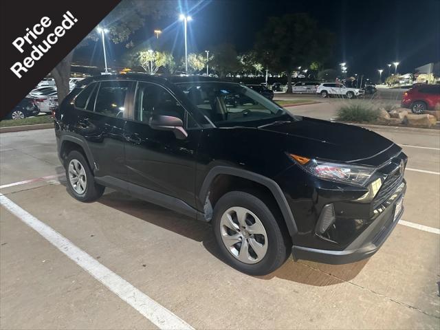 2022 toyota rav4 le
