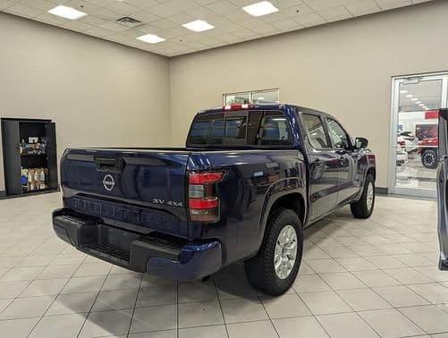 2022 nissan frontier sv in chester, indiana