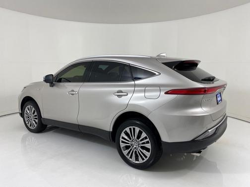 2021 toyota venza in milwaukee, wisconsin