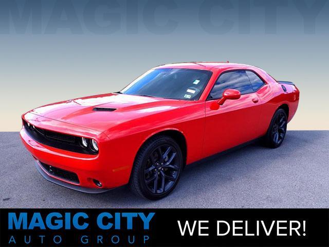 2023 dodge challenger sxt