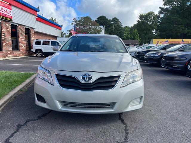2011 toyota camry le