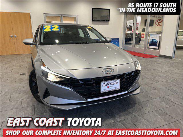 2022 hyundai elantra sel