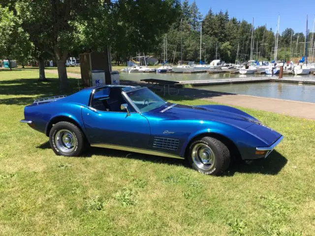 1972 chevrolet corvette 4-speed