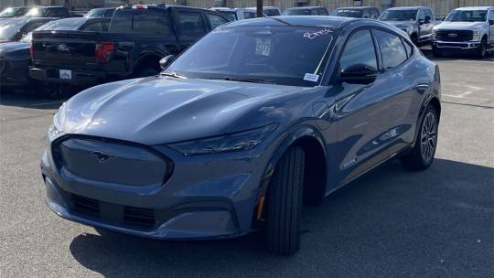2024 Ford Mustang Mach-E premium