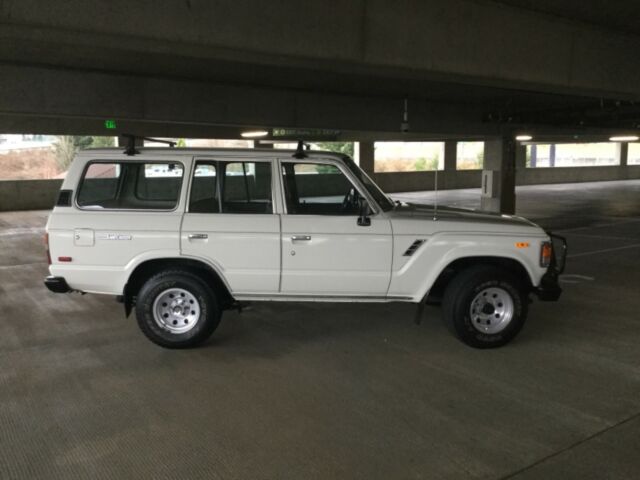 1983 toyota land cruiser sper chan like new! low miles