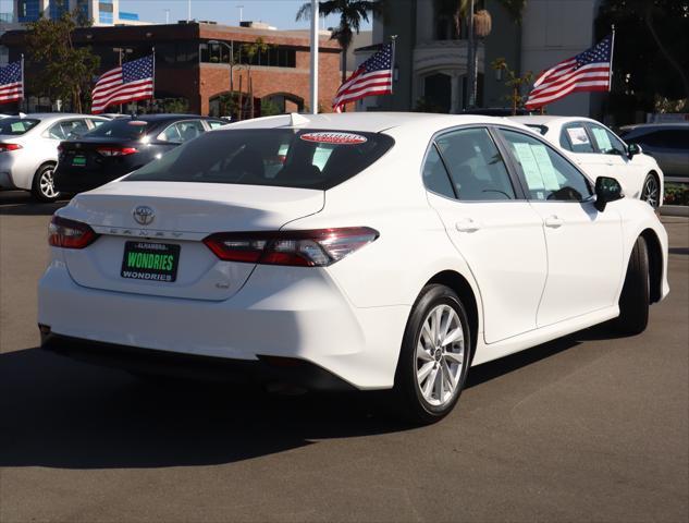 2023 toyota camry le