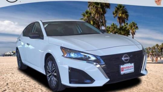2025 Nissan Altima
