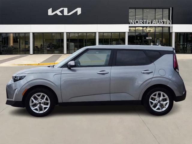 2024 kia soul lx