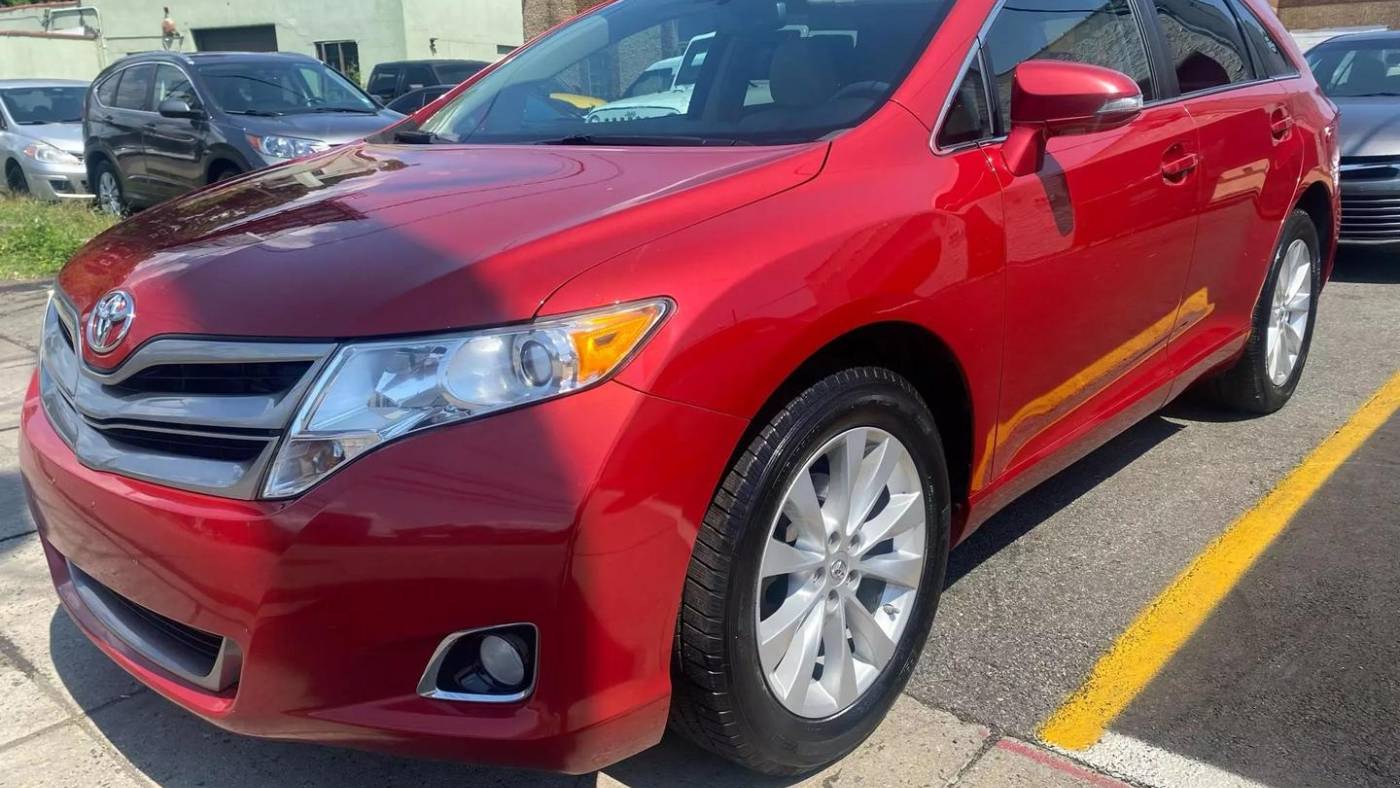 2013 toyota venza le