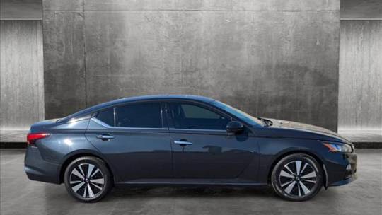 2020 Nissan Altima