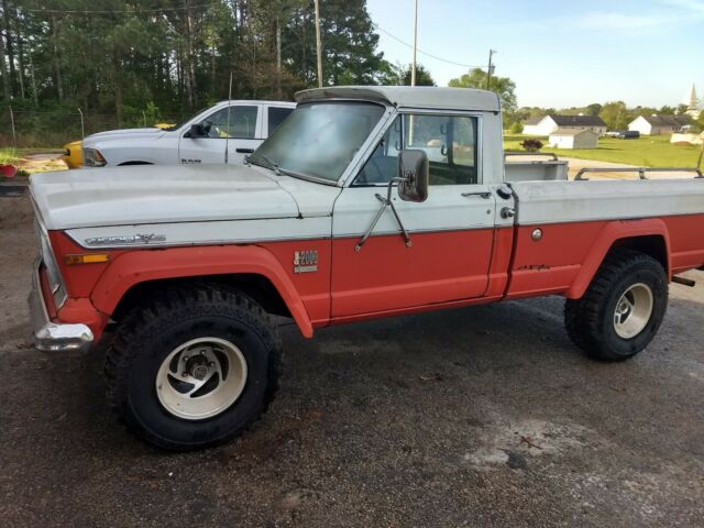 1972 jeep j2000