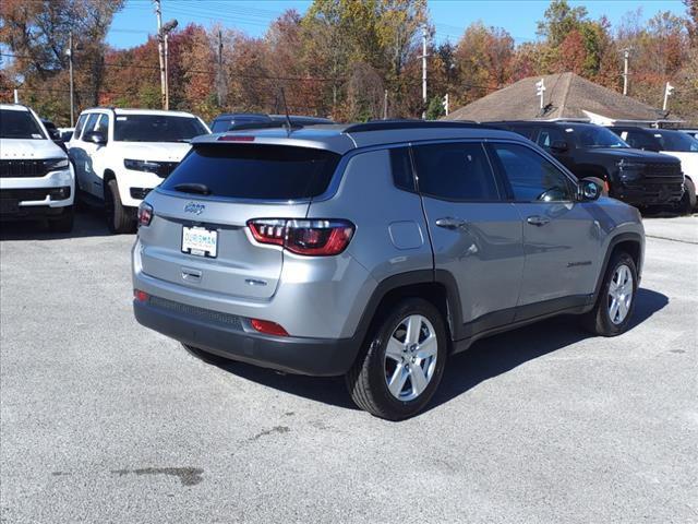2022 jeep compass latitude