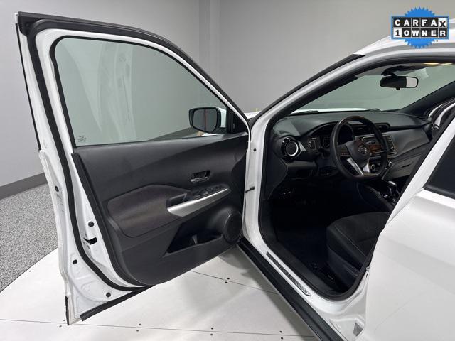 2020 nissan kicks sv