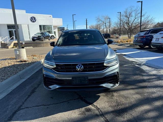 2022 volkswagen tiguan 2.0t se r-line black