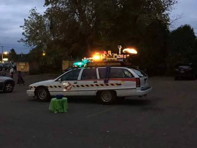 chevy caprice wagon, ghostbusters car, ecto hearse