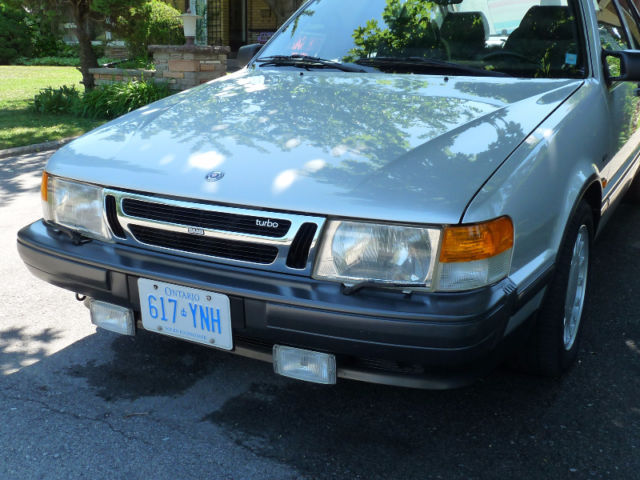 beautiful classic 1989 saab 9000 s