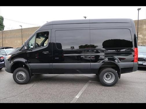 2024 mercedes-benz sprinter 3500xd