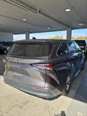 2023 toyota sienna