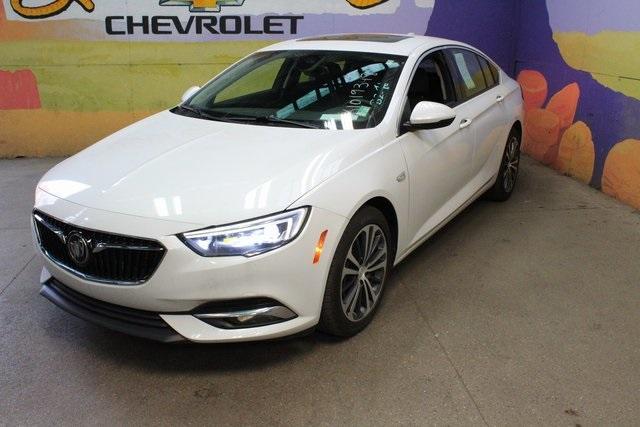 2019 buick regal sportback essence