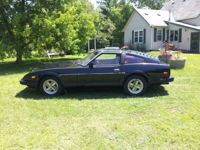great runner - 1982 nissan 280 zx turbo - t top - good condition