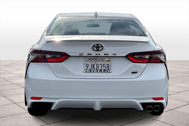 2024 toyota camry se