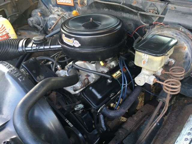 1985 chevy c10 custom deluxe