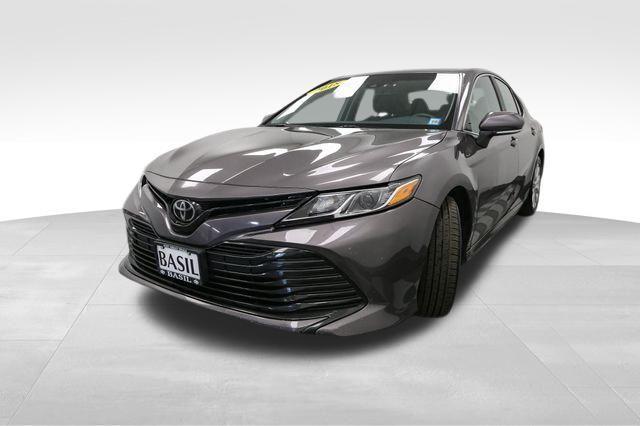 2018 toyota camry le