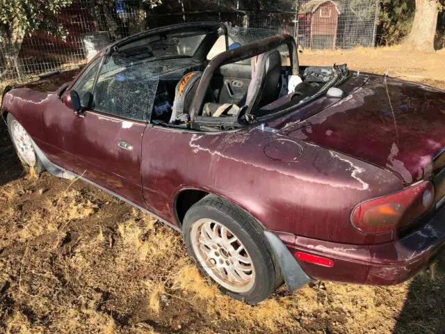 1990 mazda mx-5 miata for parts or restoration 2 miatas included